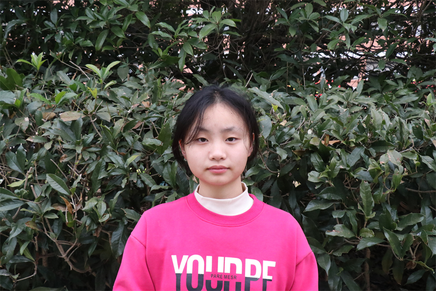 23电商1 三好学生 尹肖窈.JPG